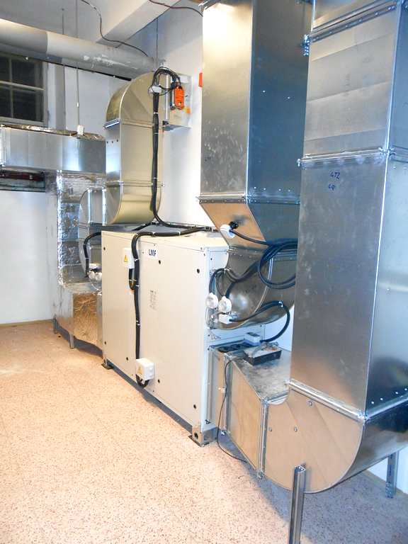 Větrání prostor pobočky KB Nádražní, Ostrava