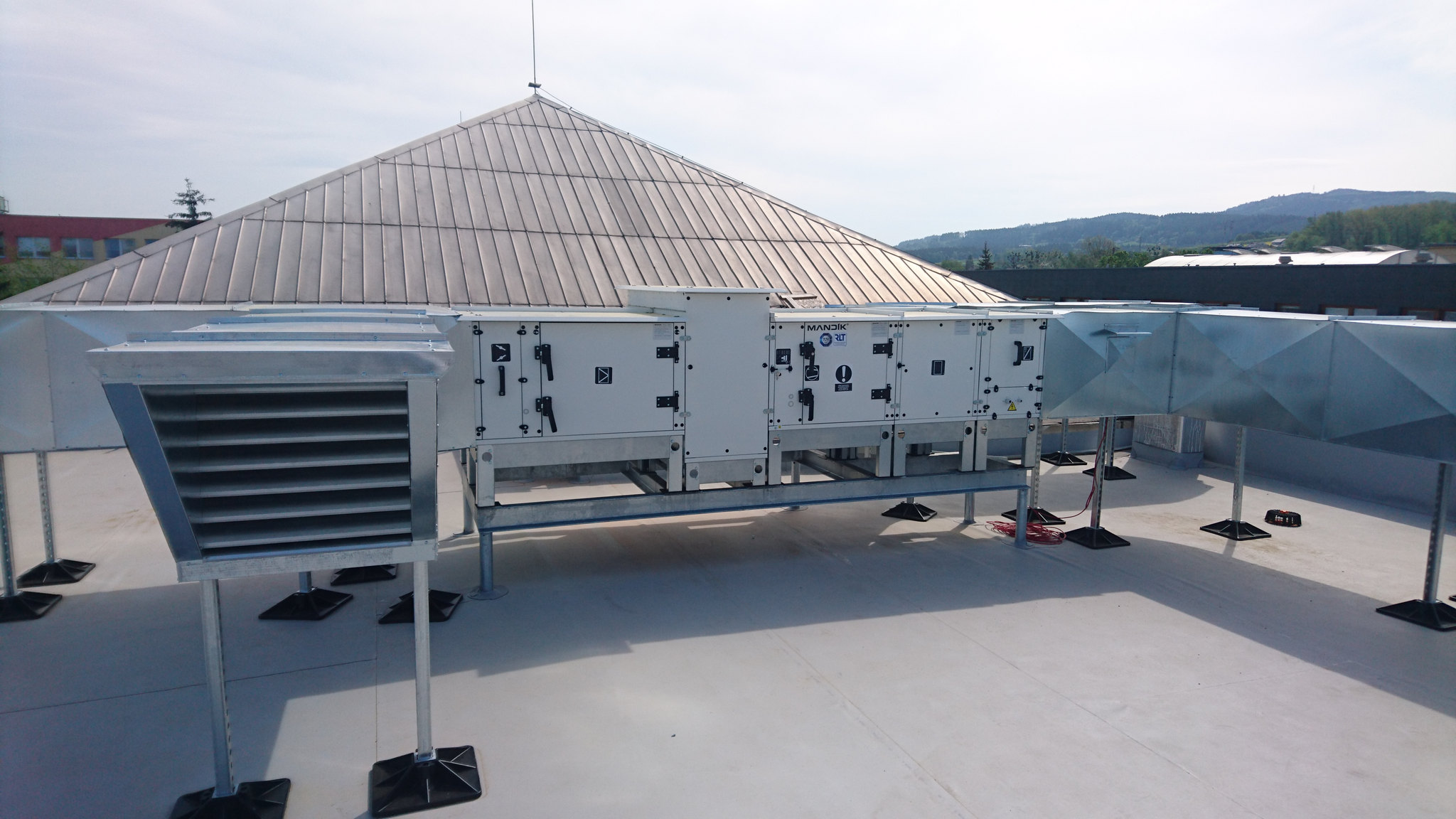 IMT Technologies & Solutions, stavební úpravy objektu, Valašské Meziříčí