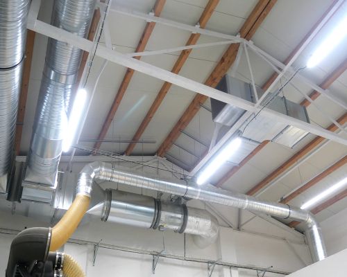 WOLKO-PLAST, s.r.o. – letní větrání výrobní haly