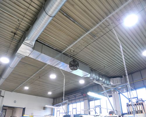 WOLKO-PLAST, s.r.o. – letní větrání výrobní haly