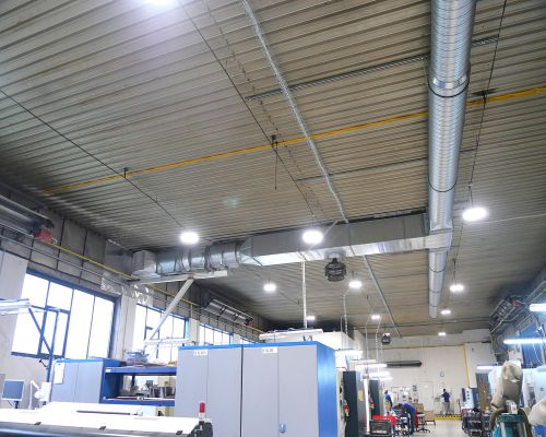 WOLKO-PLAST, s.r.o. – letní větrání výrobní haly