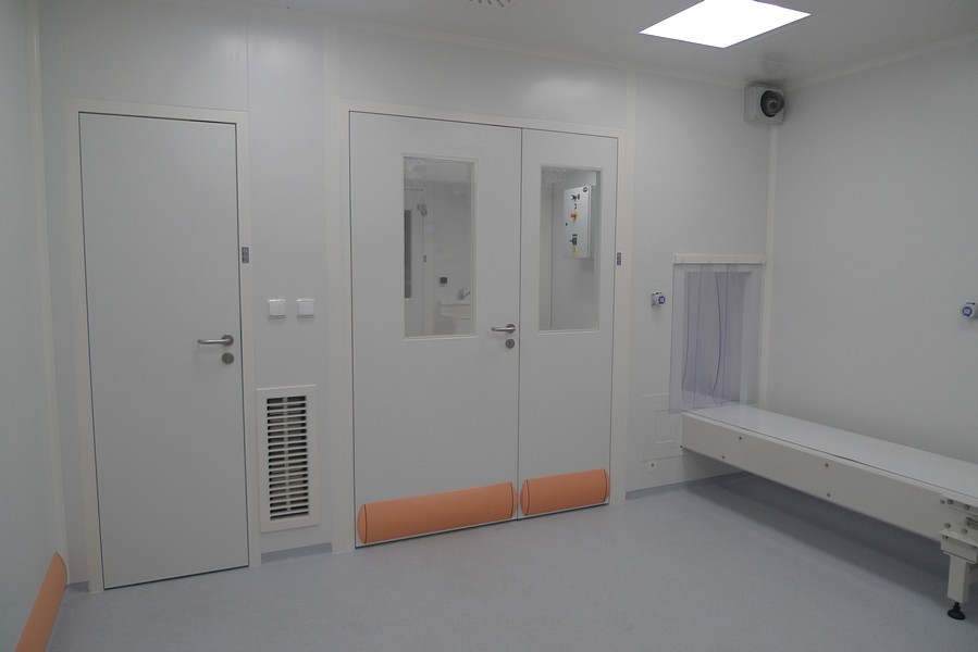 Vestavba a klimatizace a větrání „čistých prostor“ ve výrobně-skladovací hale