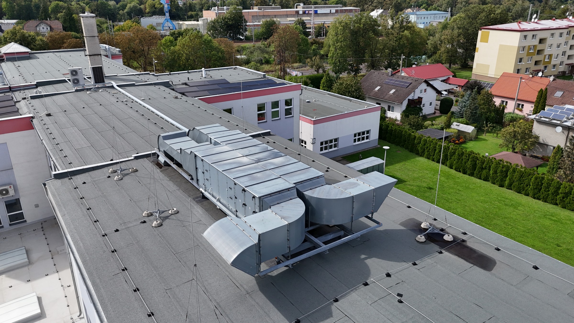 ROBE LIGHTING s. r. o., Valašské Meziříčí - Odvětrávání dílen