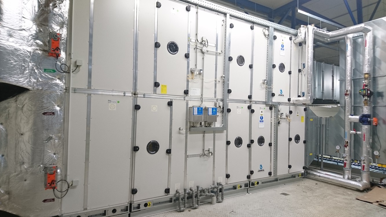 Klimatizace a větrání prostor automatické paletizace