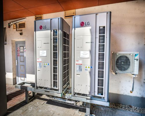 Rekonstrukce vzduchotechniky v technologické laboratoři – Synthon Blansko
