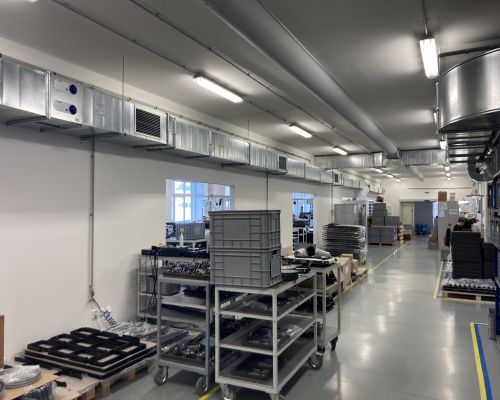 Větrání dílen Anolis A D6 – objekt „H“, ROBE Lighting
