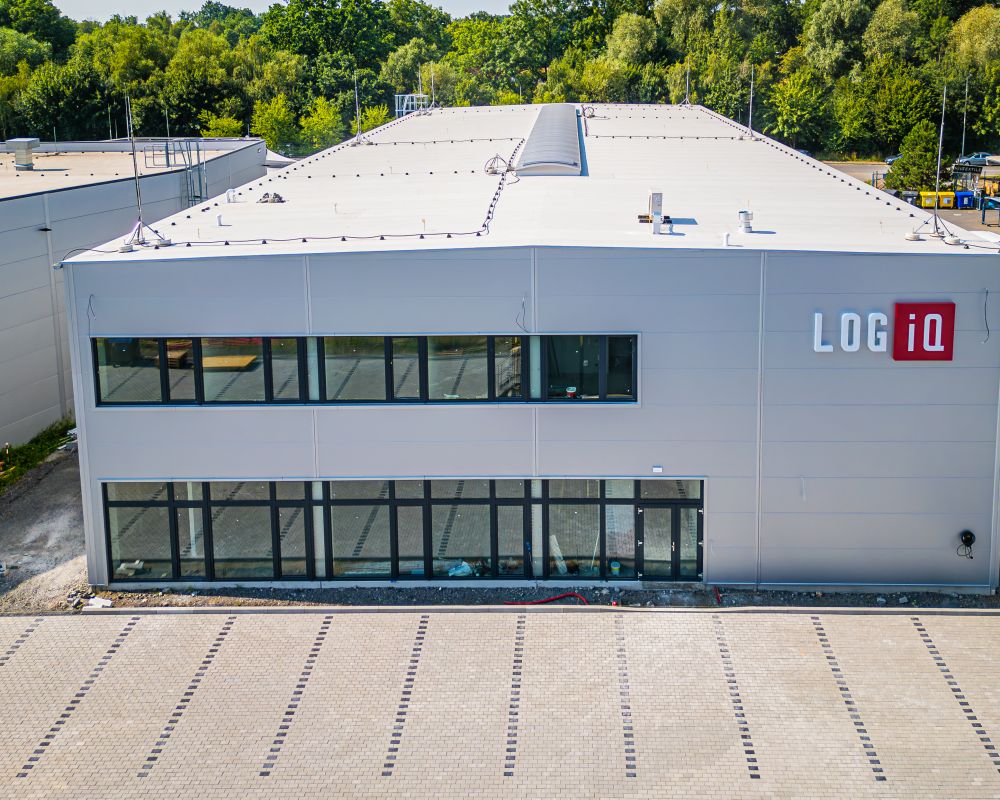 Průmyslová hala a showroom pro gastro technologie